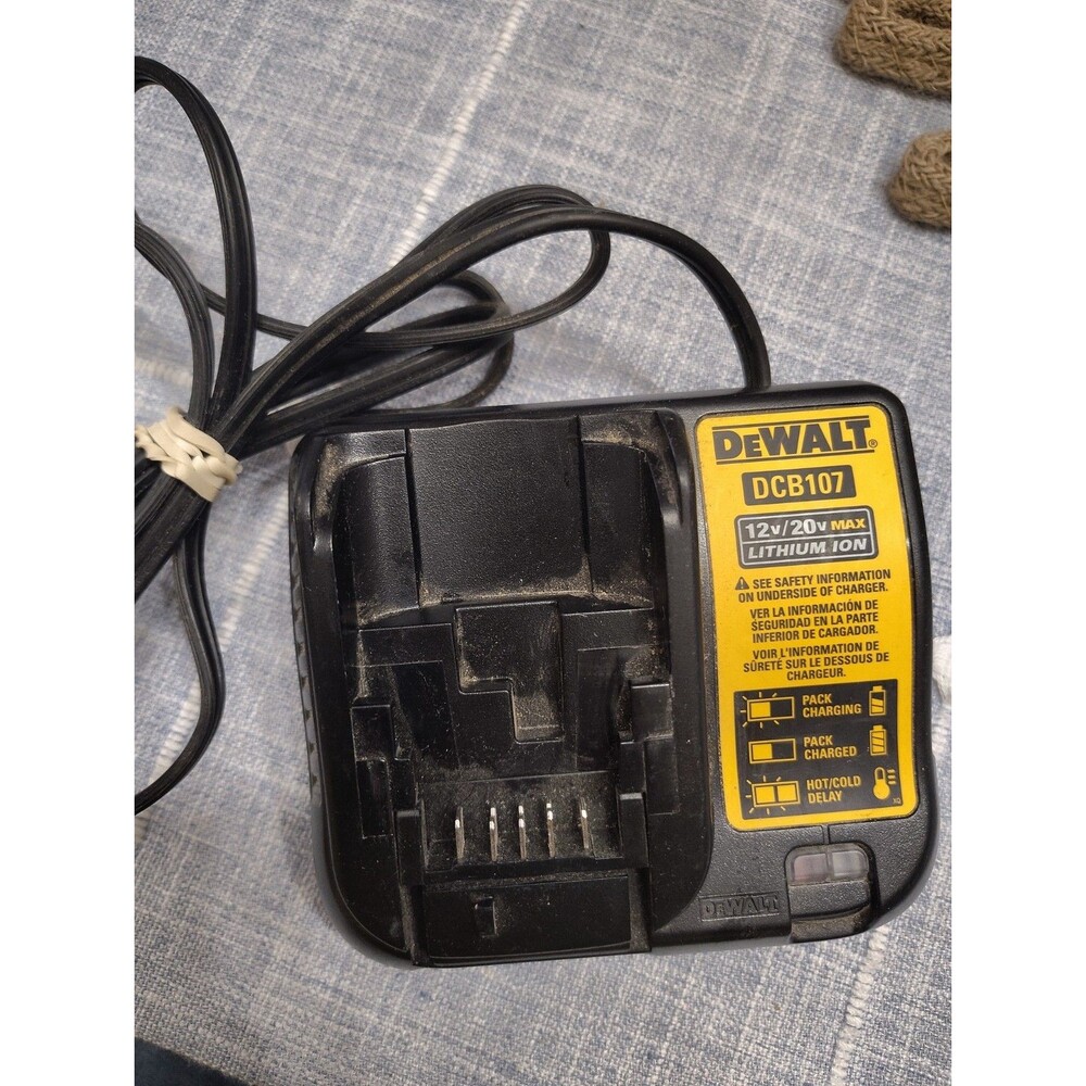 DeWalt Battery Charger DCB107 12v/20v Max